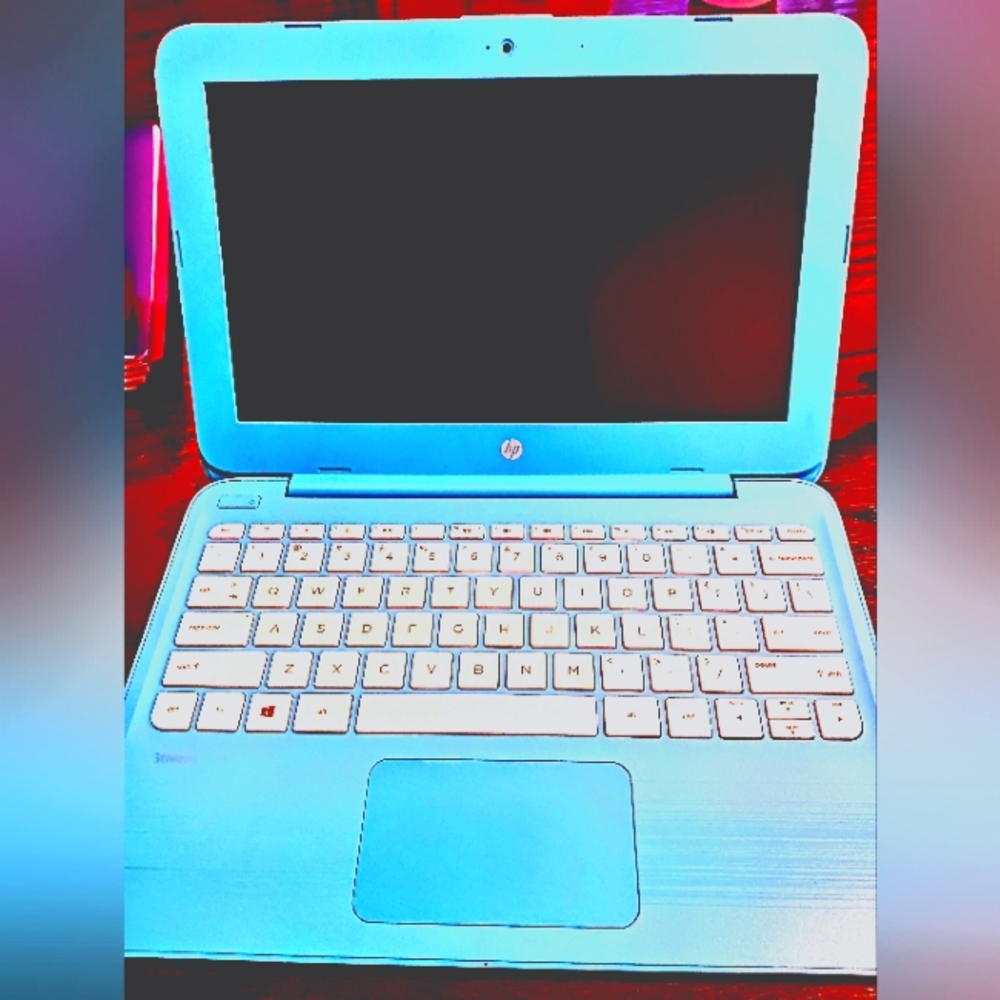 HP Stream 11 laptop 11.6in. 32GB Intel Celeron N 1.60GHz 4GB Windows 10